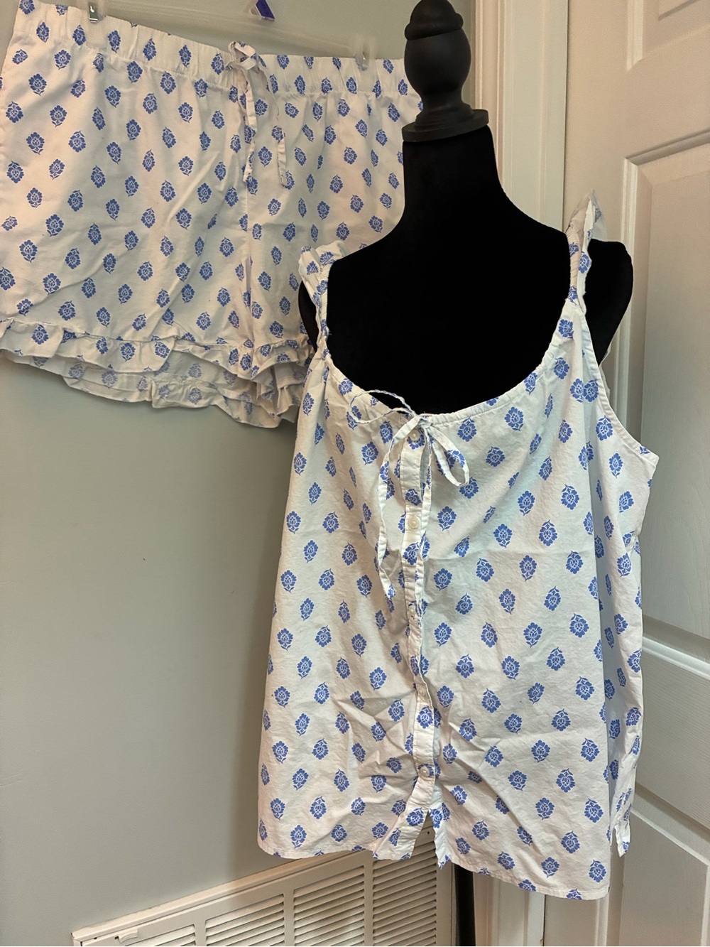 Lands' End White Cami Pajama Set with Blue Floral Print